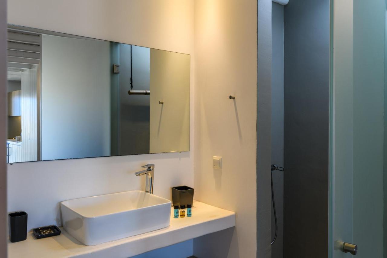 Ultramare Superior Suites With Seaview Mykonos Town Екстериор снимка